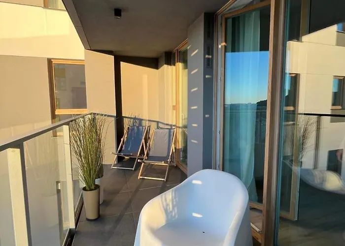 Apartment 718 - Modern Tower *